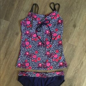 Navy blue flowers & dots tankini, medium